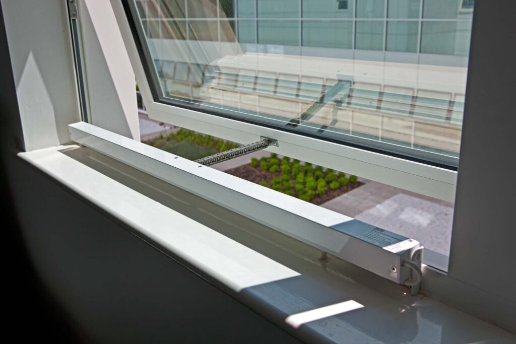 Automatização em esquadrias: como a tecnologia está transformando projetos na cidade maravilhosa 7 volume de busca da palavra manutenção de sacada