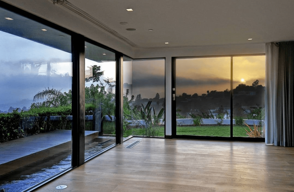 Vidros e Esquadrias para Ambientes Modernos